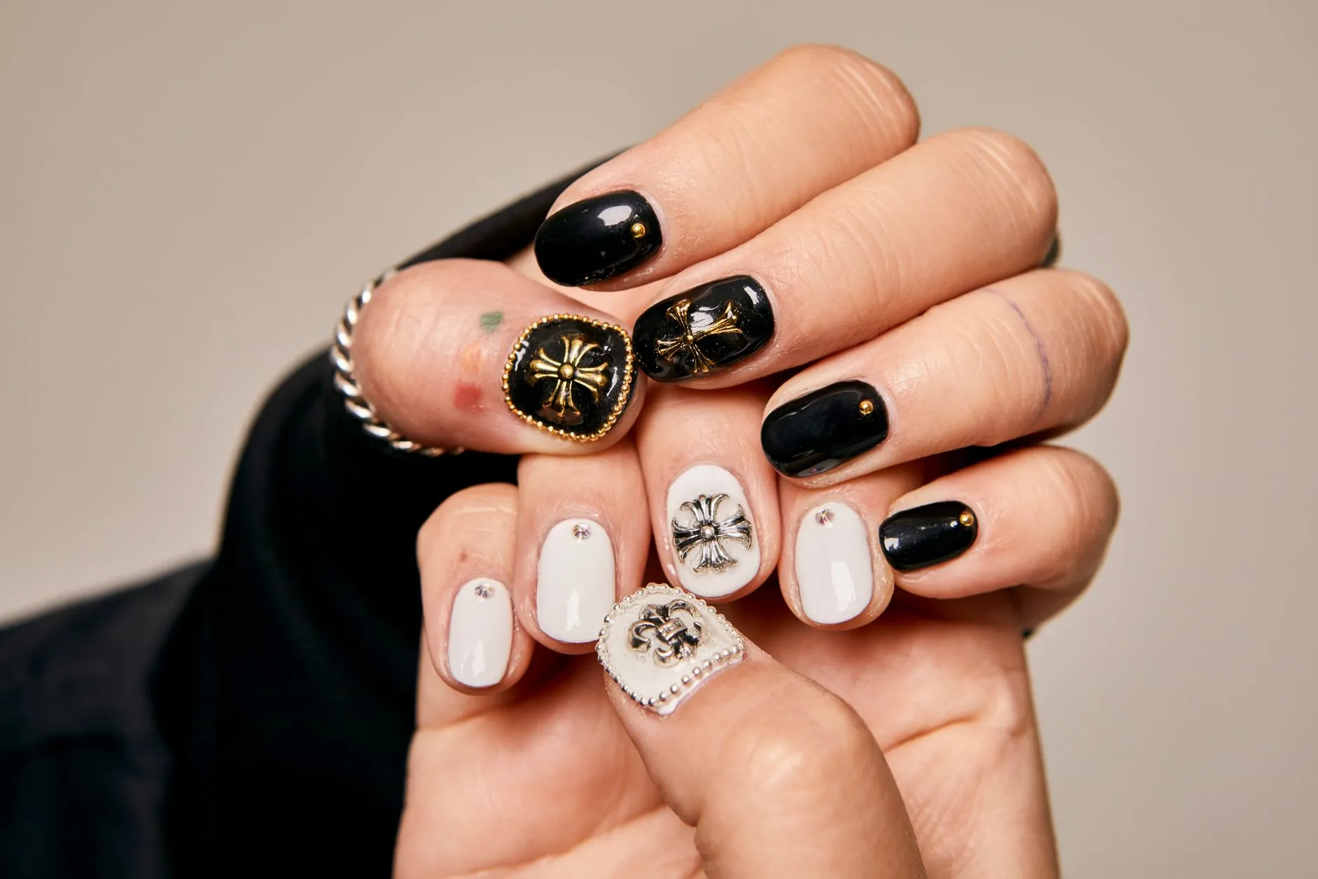 商户收银系统光盘与云端方案对比：适用场景与成本分析